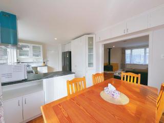 Charming Spacious 4 BR house - Lower Hutt - 3