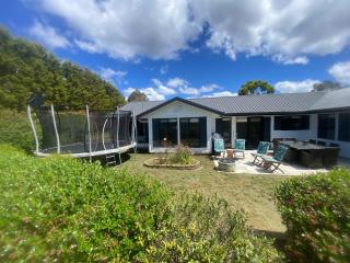 The Jean House - Bundanoon - 7