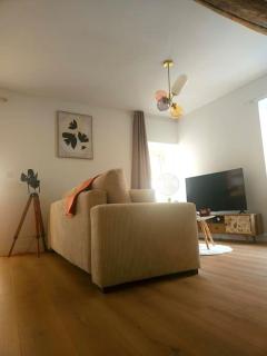 "La Tour", Logement cosy, au calme - Vertrieu - 0