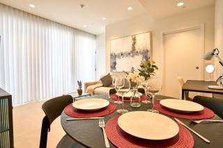 Luxury Apartment with Panoramic Sea views in Mercury Towers - 1