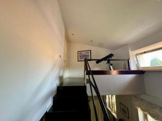 Charming Heritage Apartment - 7