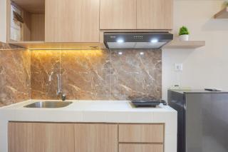 Cozy Studio Room at Tokyo Riverside PIK 2 Apartment By Travelio - Rawalembang - 4