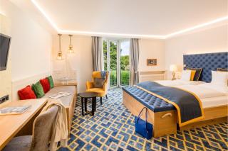 Romantik Hotel Waldschlösschen - Schleswig - 8