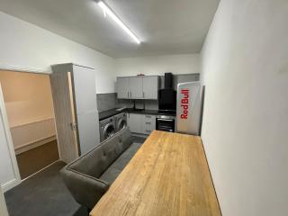 Pc home room B - Hyde - 4