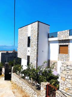 COMFORT GUEST ROOMS Vila HM - Sarandë - 7