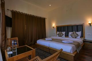 LADAKH ODYSSEY Hotel - 1