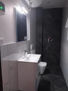 Hotel Luli City Center - Durazzo - 9