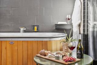 Yellow Pots Apartment C, Luxurious Outdoor Bath - Wanaka - 4