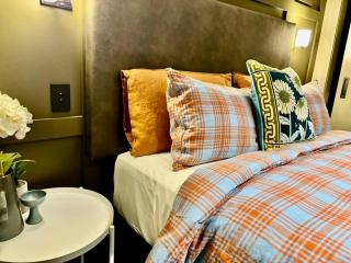 Yellow Pots Apartment C, Luxurious Outdoor Bath - Wanaka - 2