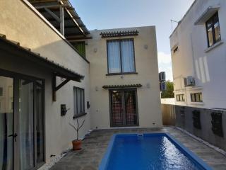 Citrus Villa - Triolet - 0