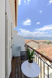 Nafplion Comfy Suites - 1