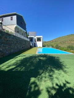 Casa Foz do Corgo - private pool, gardens and river access - Peso da Régua - 9