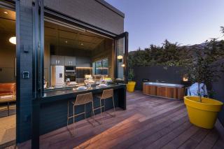 Yellow Pots Apartment A, Luxurious Outdoor Bath - Wanaka - 3