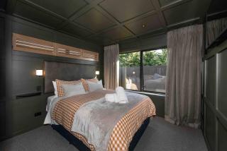 Yellow Pots Apartment A, Luxurious Outdoor Bath - Wanaka - 1