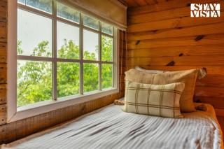 Chalet Rushli - Free Breakfast with Valley View at Mussoorie by StayVista - Kanatal - 1