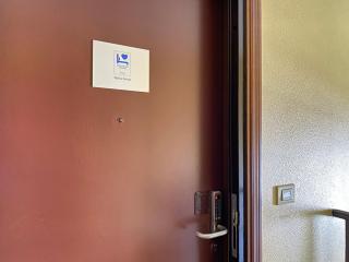 Urban Nest Skyline Retreat Rooms - 9