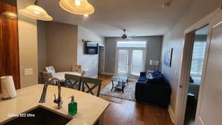 #2107 - 2 bedroom, LSU Stadium, sleeps 6 - 8