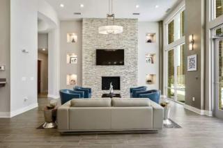 #2107 - 2 bedroom, LSU Stadium, sleeps 6 - 1