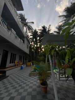 The Gunjal's Villa & Home Stay - Alībāg - 4