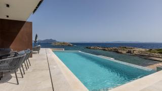 Villa Mare Peljesac - Luxury Seafront Retreat with Infinity Pool - - 9