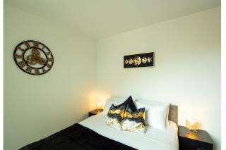 Heathrow Haven - 5