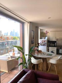 Top floor 1bed appartement with balcony, city view - Londres - 4