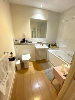 Top floor 1bed appartement with balcony, city view - Londres - 2