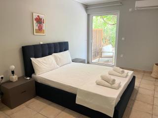 Vouliagmeni 2bed garden flat - Athens - 3