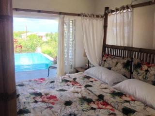Remarkable 3-Bed Villa in christ church - Christ Church - 0