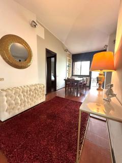 Red House - Cremia - 7