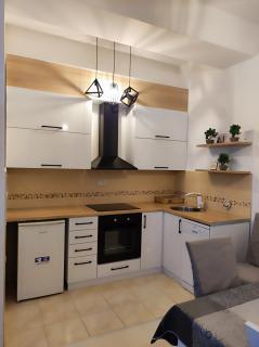 Janel Apartments - 4