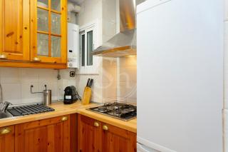 Cozy apartment near Sagrada Familia - 4