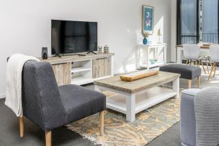 Paradise in Popular Pier Complex Apt - Kingston - Hosted by Canstay - 3