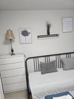 Paloma Bianca - Ground Floor Retreat with 2 Terraces, Green Views, Sleeps 9 - Vir - 9