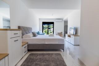 Smart Apartment - Ulcinj - 0