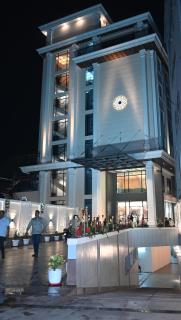 The Mudra Hotel - 9