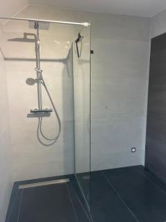 Full House, Jacuzzi, Netflix, 8 pers, free Parking 10' Colmar - 2