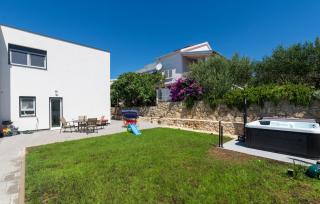 3 Bedroom Beautiful Home In Maslenica - Maslenica - 8
