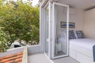Carcavelos Sunny Retreat by LovelyStay - Carcavelos - 8