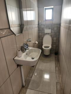 Thee Agolo Guesthouse - 1