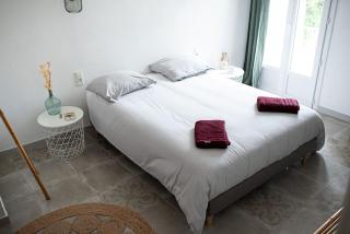 LOU DESTRE Maison 3 Chambres, parking vélo, Châteauneuf-du-Pape - Châteauneuf-du-Pape - 5