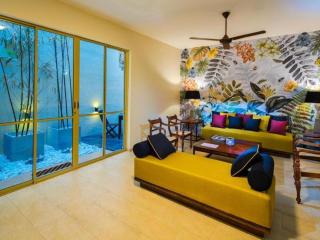Rosmead Place by Thilanka - Colombo - 2