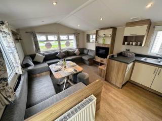 Comfy & Cosy family loving Home - Chichester - 0