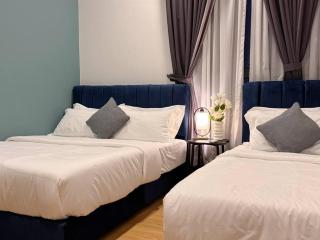 Spacious Balcony Royal Strand Full Seaview with 2CarParks FOC Netflix Access and Youtube Premium 3Beds3Bath for 6-10pax by Minshuku - Johor Bahru - 2