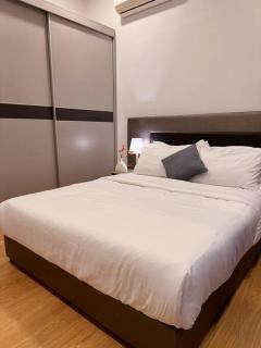 Spacious Balcony Royal Strand Full Seaview with 2CarParks FOC Netflix Access and Youtube Premium 3Beds3Bath for 6-10pax by Minshuku - Johor Bahru - 8
