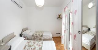 AMORE RENTALS - Villa Lions Rose - SantʼAgata sui Due Golfi - 3