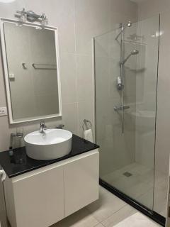 Sweet Escape Apartment w POOL - Tirana - 3
