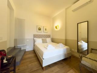 Suite 5 minutes far from Colosseum - Roma - 6