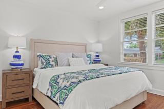 The Striped Palm Estate - 5