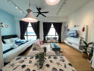 OceanBay Seaview 6PAX Studio Netflix A-19-13 - Kuantan - 1